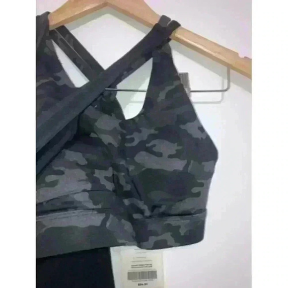 FABLETICS Giselle Powertouch Built-in Sports Bra Swing Camo Tank Top Size XXS - Picture 4 of 8